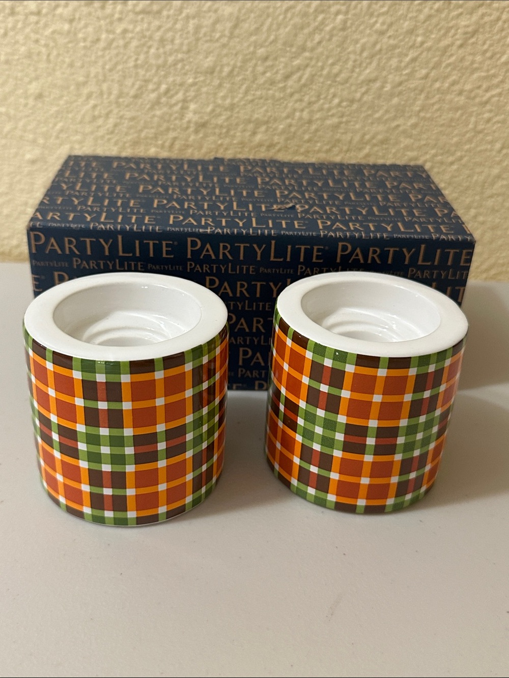 PartyLite Ceramic Plaid Tealight Holders in Orange & Green - Autumn Tartan Set
